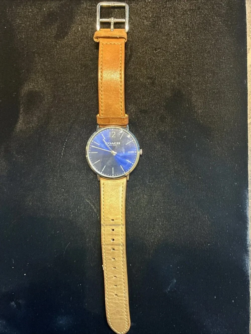 Coach Men's Analog Quartz Watch CA.107.2.14.1269 Brown Leather Strap Working